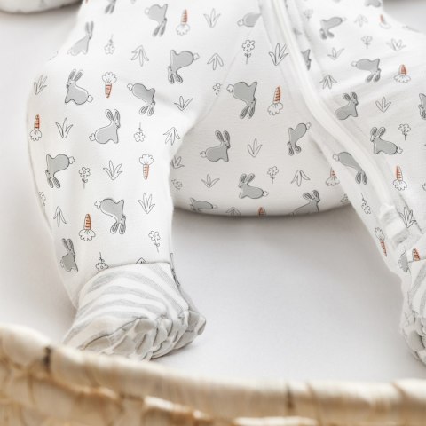 ND19_LTD-L8301243BUN12-18 Śpioszki dziecięce 12-18m - Króliczek