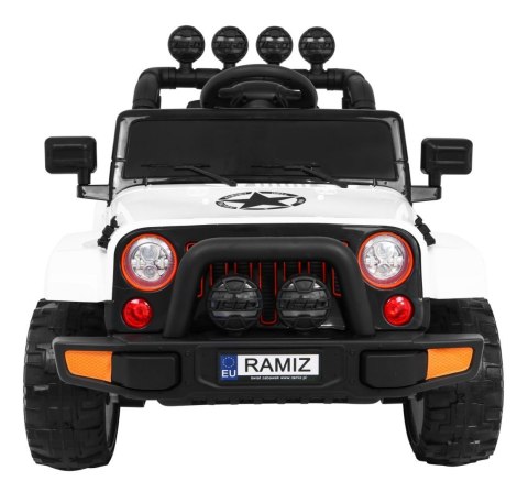 ND28_13489_PA_BRD-7588_BIA Pojazd Terenowy Full Time 4WD Biały