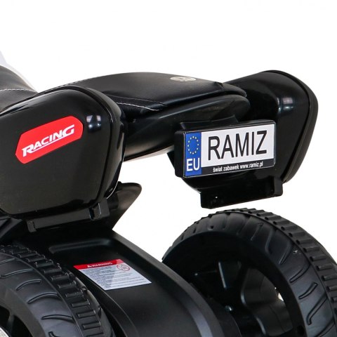 ND28_12281_PA_BLJ818_BIA Motor Fast Tourist Biały