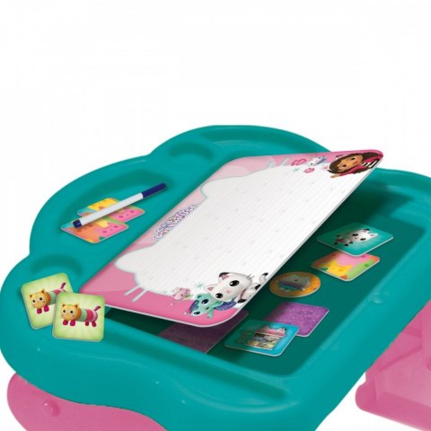 Biurko z grami - koci domek gabi