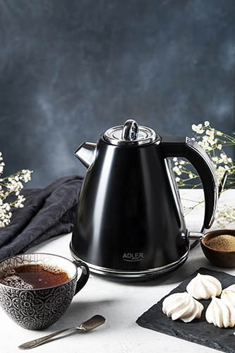 AD 1343 black Czajnik metalowy 1,5 l strix