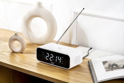 AD 1192 white Radiobudzik z bezprzewodową ładowarką i fm