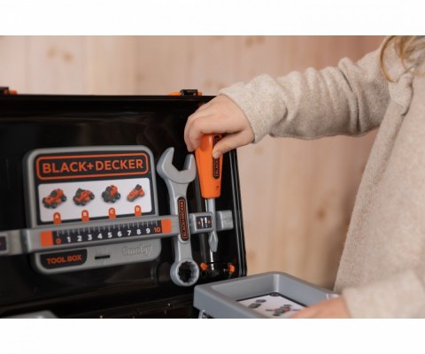 Walizka z narzędziami black + decker