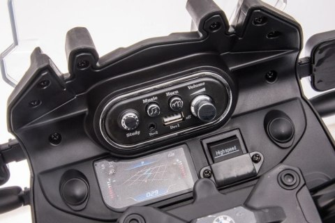 ND24_11951 Motor Na Akumulator Policyjny JT5002B Biały 5904665995761