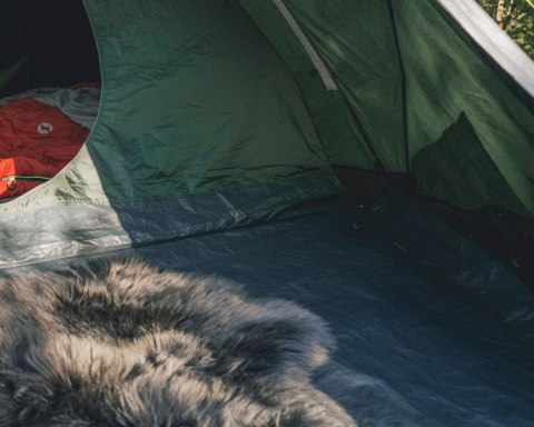 Outwell Outwell Cloud 2 Two Room Dome Tent for 2 Persons, Green | Outwell