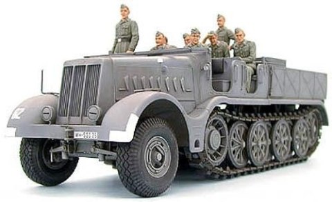 German 18t heavy half track famo