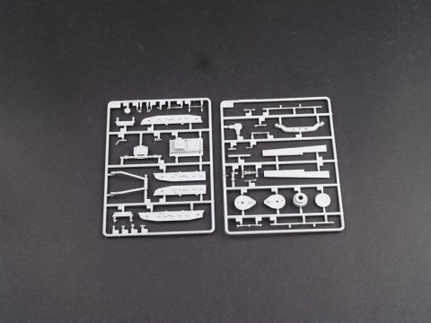 Model plastikowy chtz s-65 rosyjski ciągnik