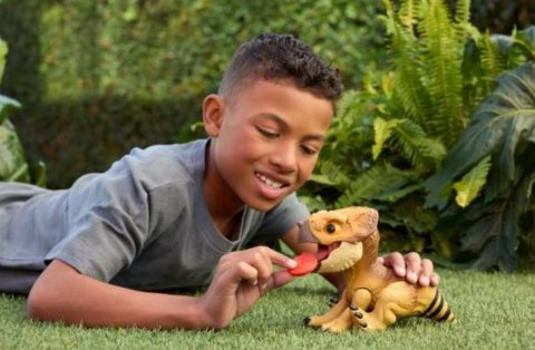 Figurka interaktywna jurassic world aquilops dolores tryb obrony