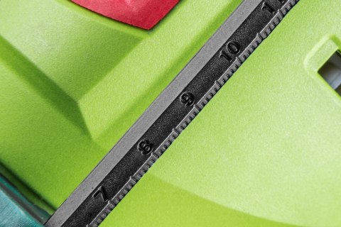 Wiertarka udarowa 1050W, uchwyt kluczykowy 13 mm, obroty 0-3000 min-1, walizka + akcesoria