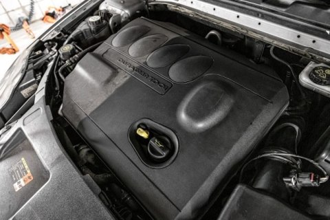 MOJE AUTO CZERNIDŁO DO PLASTIKU I GUMY 250ML