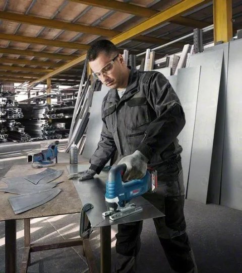 Bosch GST 185-LI wyrzynarka elektryczna 3500 spm 2 kg