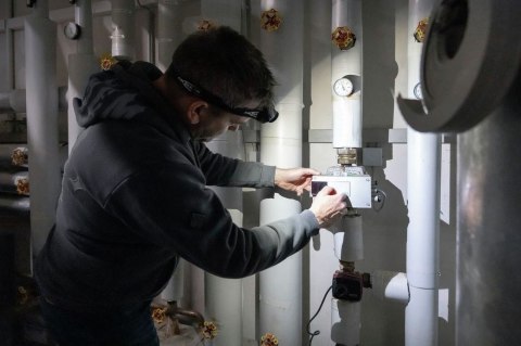 Latarka czołowa Ansmann priekiniu žibintu HD450FRS Li-Ion, USB-C 1600-0528