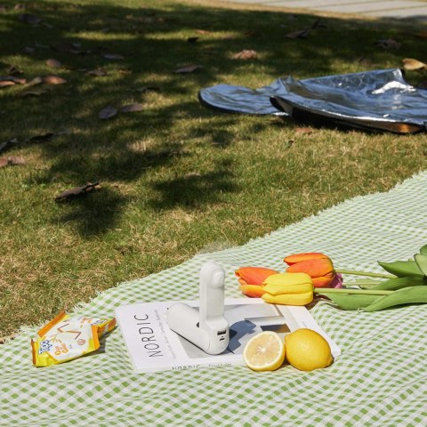 Mini wentylator wiatrak przenośny z funkcją powerbanka latarką USB-A USB-C 2000mAh - biały