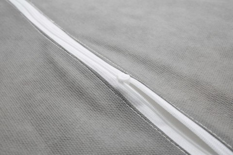 ND33_SILLO-01887 MATERACYK TURYSTYCZNY - PRZYJACIELE Z LASU