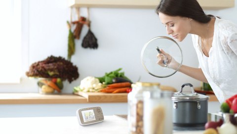 Motorola VM483 system monitorowania niemowląt 300 m FHSS Złoto, Biały