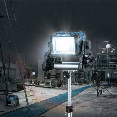 Makita Lampa LED 18V/14,4V DML811 1800lx/3000lm z zasilaniem AC