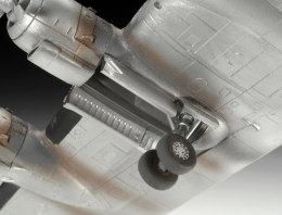 Model plastikowy lockheed l.1049g super constellation lufthansa