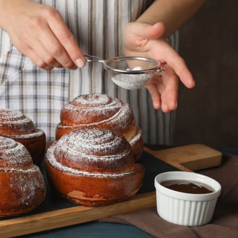Sitko Kuchenne Małe Stal Nierdzewna 8 cm do Posypywania Mąki ORION