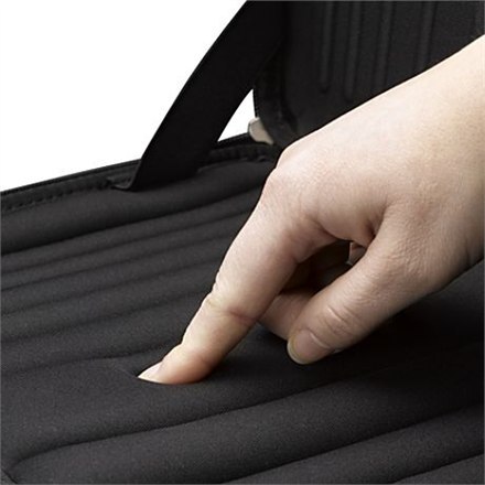 Case Logic Case Logic | Pasuje do rozmiaru 12 " | QNS111K | Rękaw | Czarny