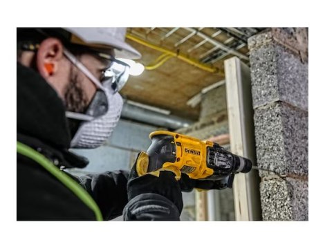 DEWALT Perforator | D25133K-QS | 800 W