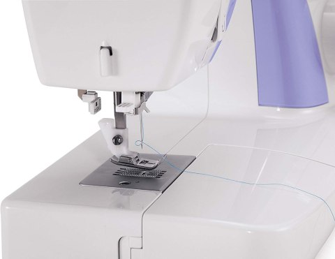 Singer Singer Sewing Machine Simple 3232 Number of stitches 32 Number of buttonholes 1 White