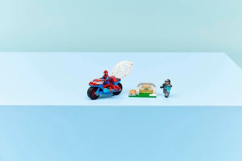 11206 - LEGO Super Heroes - Spidey na motocyklu kontra Rhino