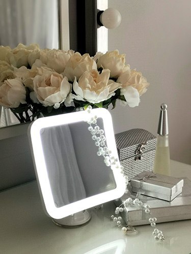 CR 2169 Lusterko led łazienkowe, 5-krotne powiększenie, 25 diod led, regulacja natężenia światła