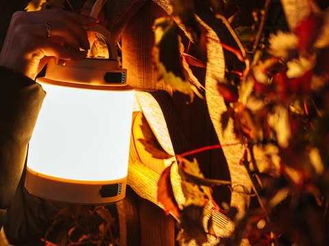 Lampa kempingowa z panelem solarnym 2 w 1 Tracer Ulight