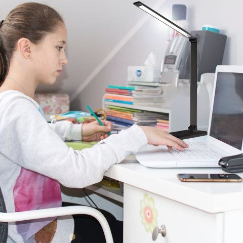 Lampka led biurkowa szkolna na biurko dotykowa 5 barw 5w ściemniana usb -e147-1 czarny