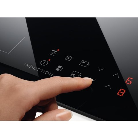 Płyta indukcyjna Electrolux LIV63431BK Slim-fit 60 cm | 4 pola | Bridge | PowerBoost | czarny | bezramkowa