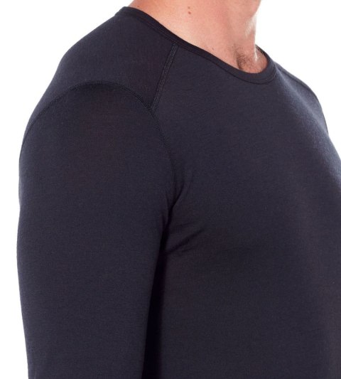 Icebreaker 200 Oasis https://www.google.com/search?q=Base+layer+shirt&source=lnms&tbm=isch&sa=X&ved=0ahUKEwiW_K6WqYfjAhUFZlAKHST