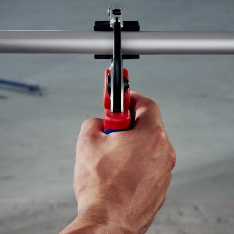 KNIPEX OBCINAK DO RUR KOMPOZYTOWYCH I PLASTIKOWYCH