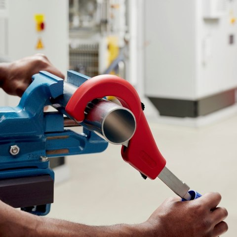 Knipex 90 31 03 BK ręczne narzędzie do cięcia rur Obcinak do rur