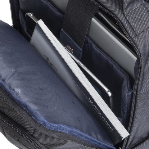 RIVACASE PLECAK NA LAPTOP 15,6" CENTRAL, CZARNY, 15L, Z POLIESTRU, KIESZENIE NA TABLET 10,1", SMARTFON, DOKUMENTY I AKCESORIA