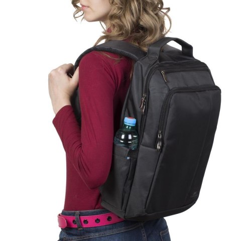 RIVACASE PLECAK NA LAPTOP 15,6" CENTRAL, CZARNY, 15L, Z POLIESTRU, KIESZENIE NA TABLET 10,1", SMARTFON, DOKUMENTY I AKCESORIA