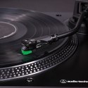 Audio-Technica AT-LP120X Gramofon z napędem bezpośrednim
