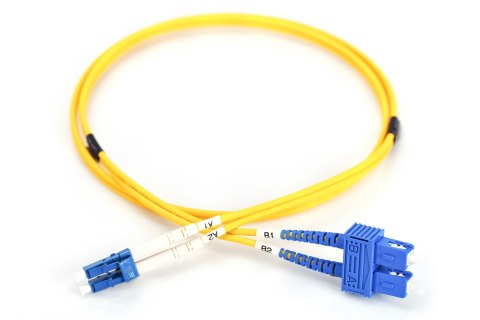 Digitus Digitus | Kabel krosowy | Światłowód | Męski | LC jednomodowy | Męski | SC jednomodowy | Żółty | 1 m