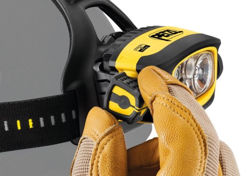 Latarka czołowa Petzl Duo S niezwykle mocna, wodoodporna i ładowalna latarka czołowa, wyposażona w funkcję antyodblaskową FACE2F