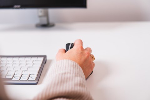 BakkerElkhuizen Oyster Mouse Wired myszka Biuro Oburęczny USB Typu-A Laser 1200 DPI