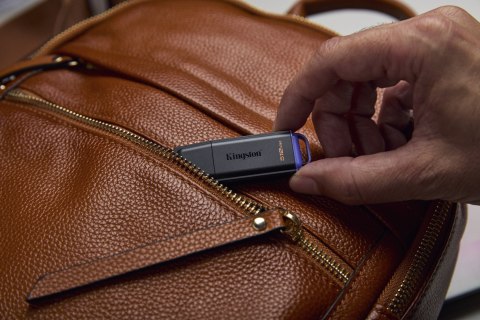 KINGSTON 512GB Portable USB 3.2 Gen 1 DataTraveler Exodia Black/Purple