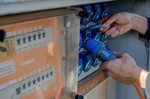 Brennenstuhl CEE Przedłużacz 25m CEE 230V/16A Wtyk/Złącze IP44 orang
