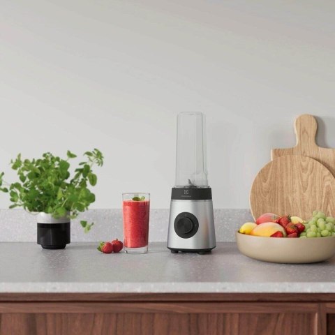 Blender kielichowy ELECTROLUX E4CB1-6ST