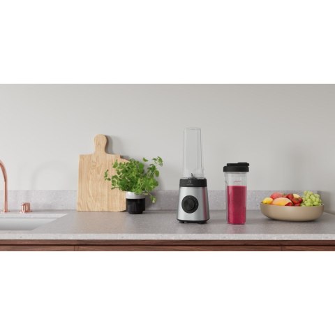 Blender kielichowy ELECTROLUX E4CB1-6ST