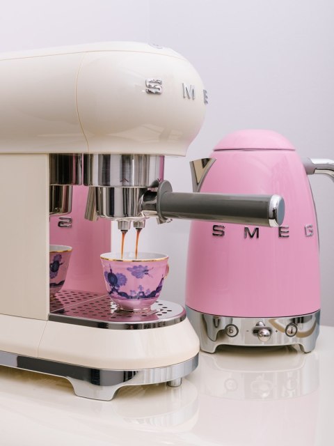 Czajnik Smeg KLF03PKEU Róża