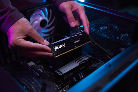 Kingston Technology FURY Beast RGB moduł pamięci 16 GB 1 x 16 GB DDR5 2800 MHz