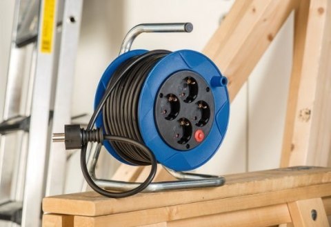 Brennenstuhl 1079180004 rozgałęziacz 15 m 4 x gniazdo sieciowe Zewnętrzna Czarny, Niebieski