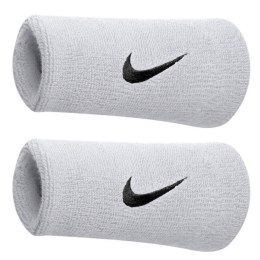 ND05_F0236 NNN05116OS Frotki na rękę Nike szerokie Swoosh Doublewide białe 2szt NNN05101OS/NNN05116OS DOUBLE