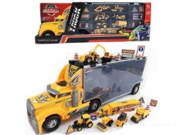 ND21_110437 Ciężarówka truck z autami LOTUS
