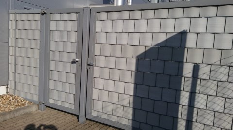 Taśma ogrodzeniowa ROLKA 26mb BASIC 19cm PROTECTO™ SZARA