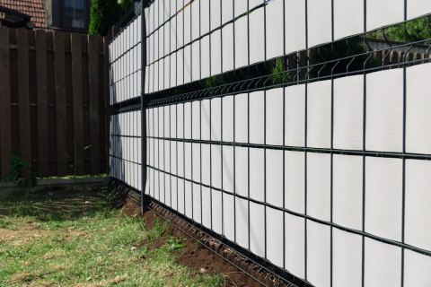 Taśma ogrodzeniowa ROLKA 26mb BASIC 19cm PROTECTO™ SZARA